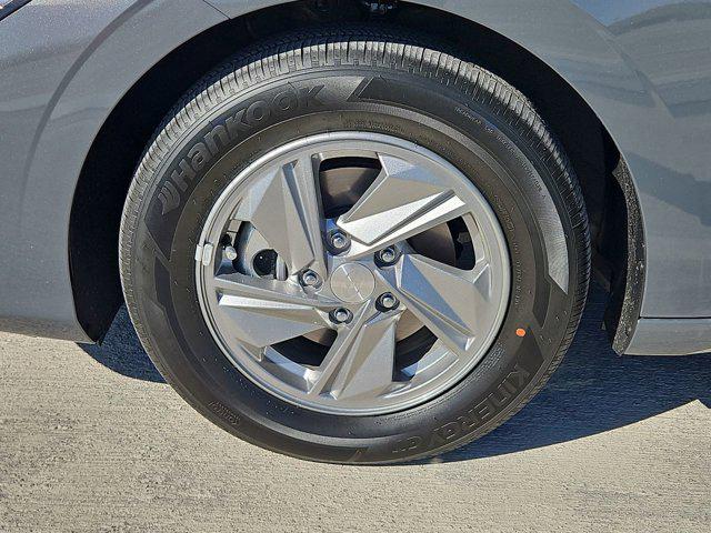 Thumbnail: 2026 Hyundai Elantra - 13