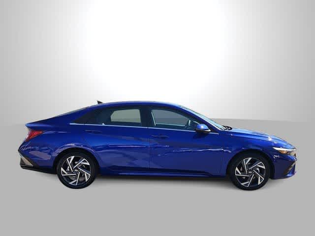 Thumbnail: 2025 Hyundai Elantra - 7