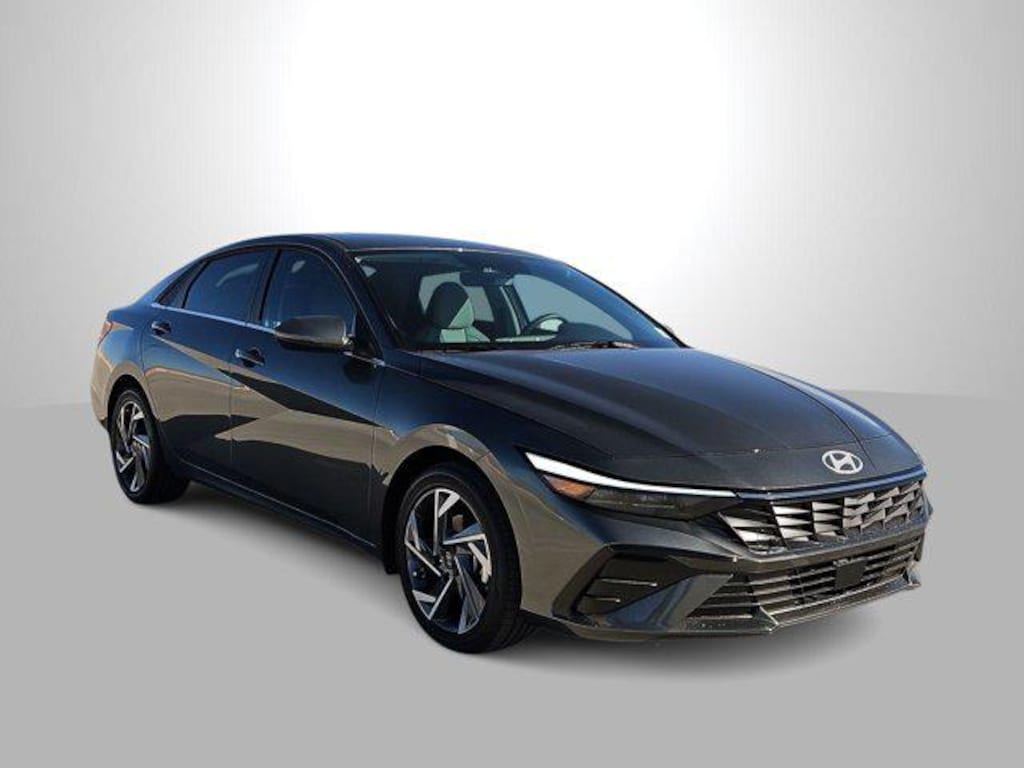 New 2026 Hyundai Elantra Limited Sedan