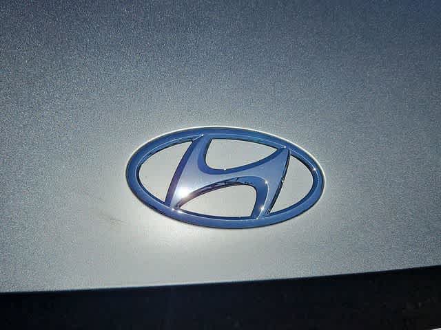 Thumbnail: 2023 Hyundai Ioniq 5 - 11