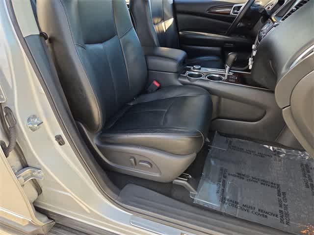 Thumbnail: 2013 Nissan Pathfinder - 22