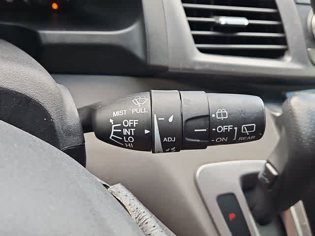 Thumbnail: 2011 Honda Odyssey - 27