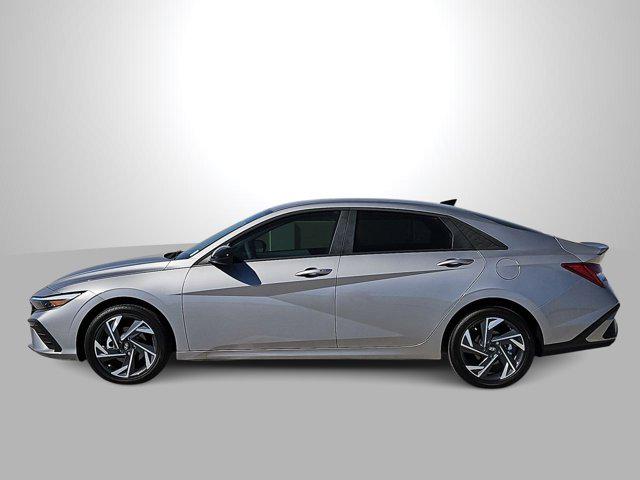 Thumbnail: 2025 Hyundai Elantra - 5