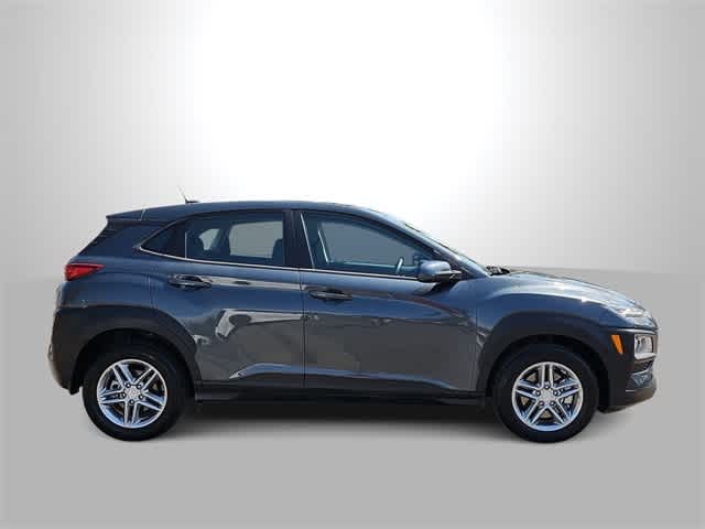 2021 Hyundai Kona SE 9