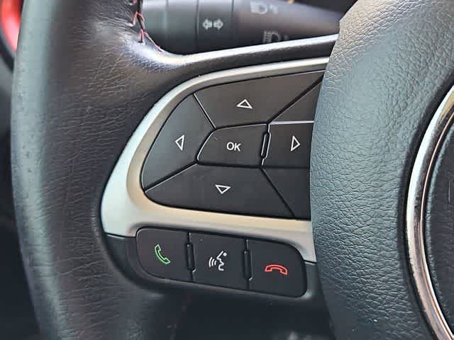 Thumbnail: 2016 Jeep Renegade - 16
