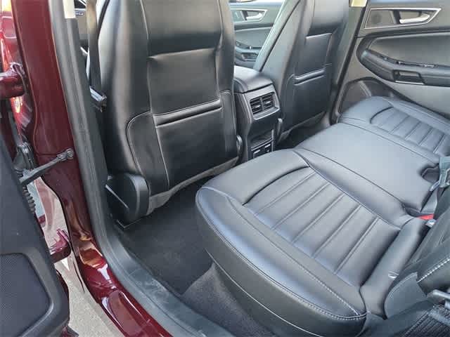 Thumbnail: 2019 Ford Edge - 18