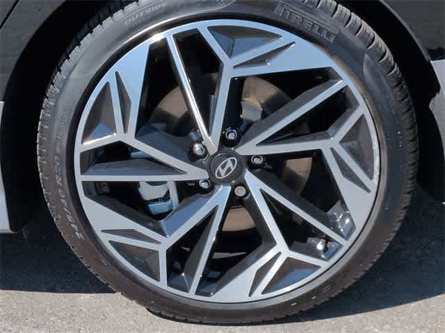 Thumbnail: 2025 Hyundai Ioniq 6 - 14