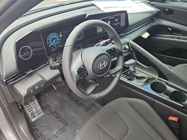 Thumbnail: 2025 Hyundai Elantra - 10
