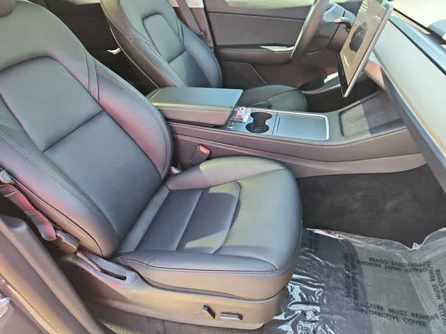 Thumbnail: 2022 Tesla Model Y - 22