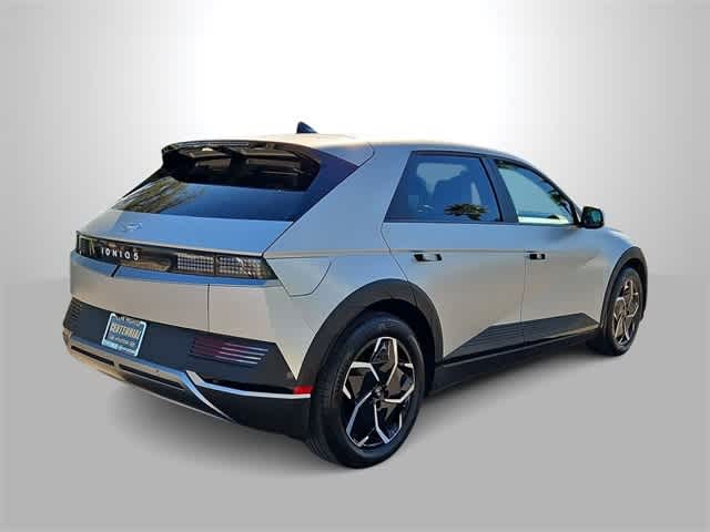 Thumbnail: 2023 Hyundai Ioniq 5 - 8