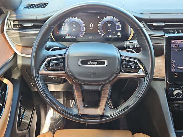 Thumbnail: 2022 Jeep Grand Cherokee - 24