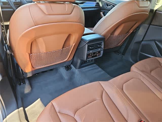 Thumbnail: 2022 Audi Q8 - 19