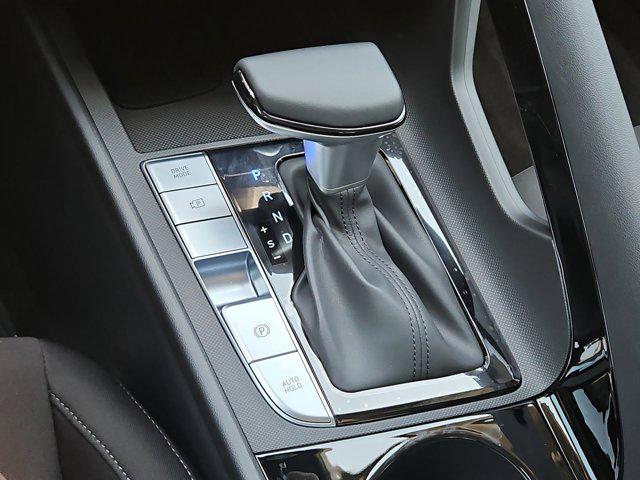 Thumbnail: 2025 Hyundai Elantra - 31