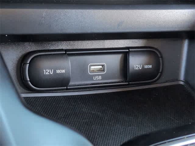 Thumbnail: 2022 Kia Soul - 31