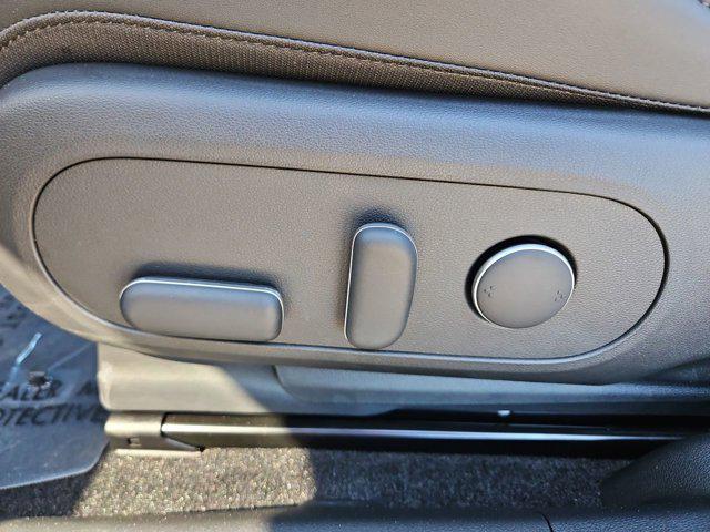 Thumbnail: 2025 Hyundai Ioniq 5 - 17