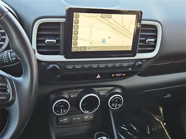 Thumbnail: 2022 Hyundai Venue - 26