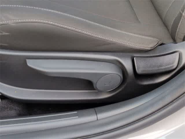 Thumbnail: 2023 Hyundai Elantra - 18