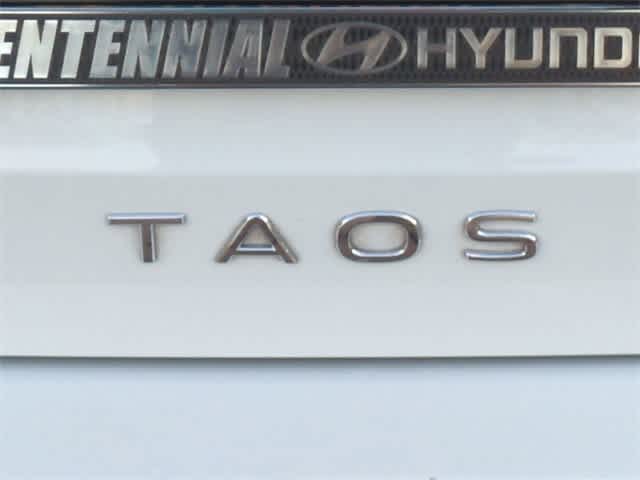 Thumbnail: 2022 Volkswagen Taos - 12