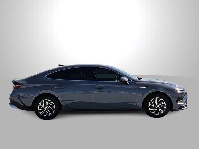 Thumbnail: 2026 Hyundai Sonata - 9