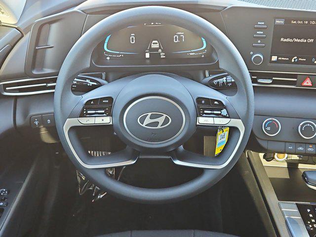 Thumbnail: 2025 Hyundai Elantra - 21