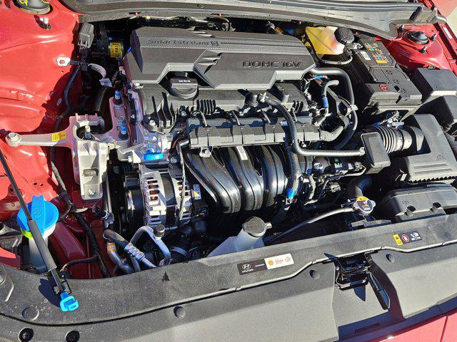 Thumbnail: 2025 Hyundai Elantra - 14