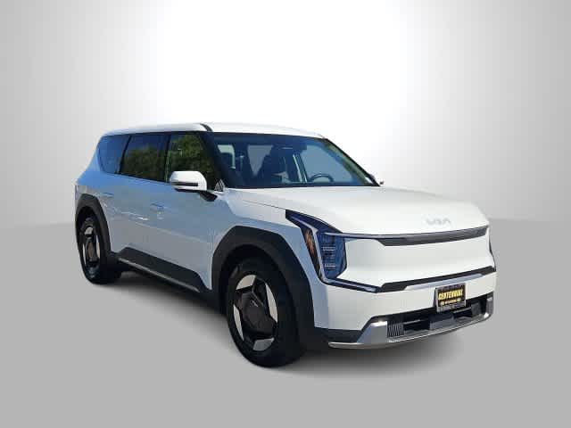 Used 2024 Kia EV9 Light L/R with VIN KNDAB5S17R6042046 for sale in Las Vegas, NV