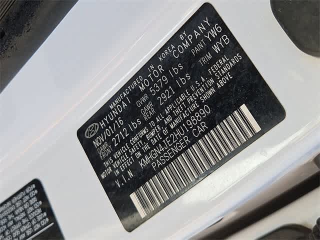 Thumbnail: 2017 Genesis G80 - 38