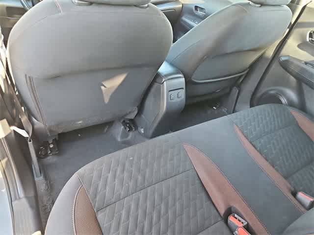 Thumbnail: 2021 Nissan Kicks - 18