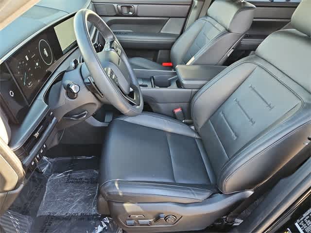 Thumbnail: 2025 Hyundai Santa Fe - 16