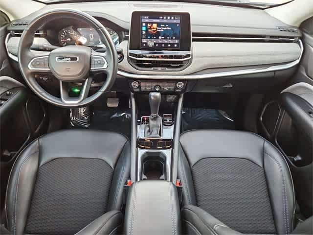 Thumbnail: 2022 Jeep Compass - 16