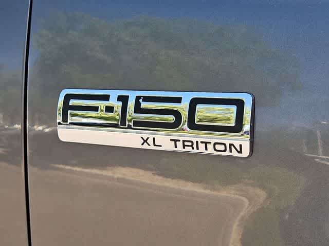 Thumbnail: 2004 Ford F-150 - 11