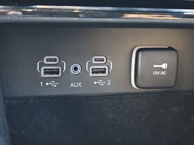 Thumbnail: 2022 Jeep Grand Cherokee - 33