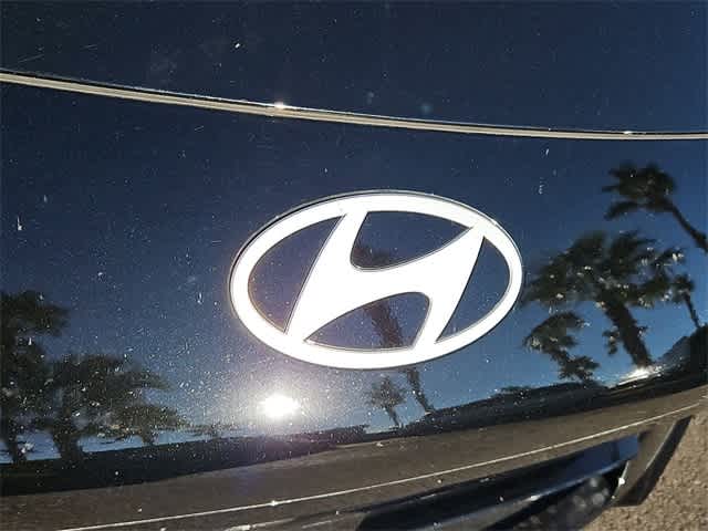 Thumbnail: 2023 Hyundai Ioniq 6 - 11