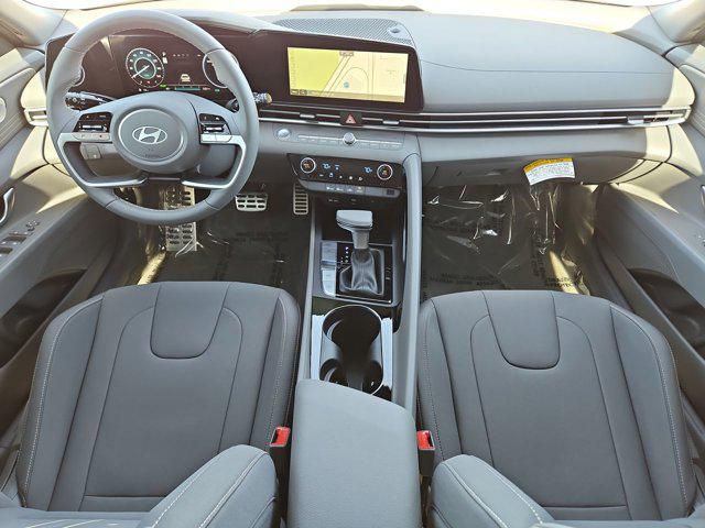 Thumbnail: 2025 Hyundai Elantra - 15