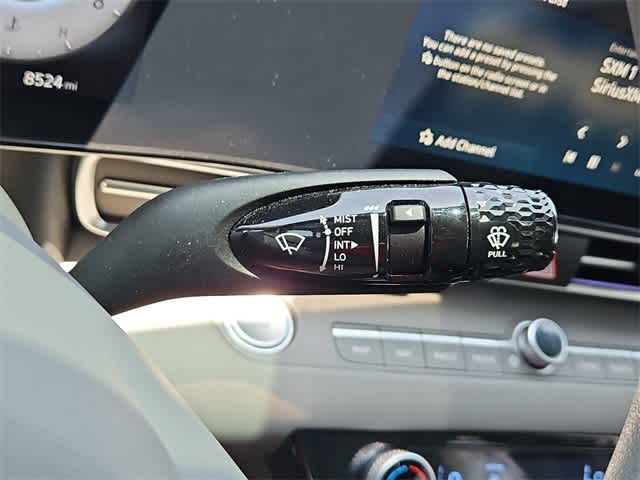 Thumbnail: 2024 Hyundai Elantra - 24