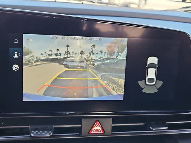 Thumbnail: 2022 Hyundai Elantra - 28