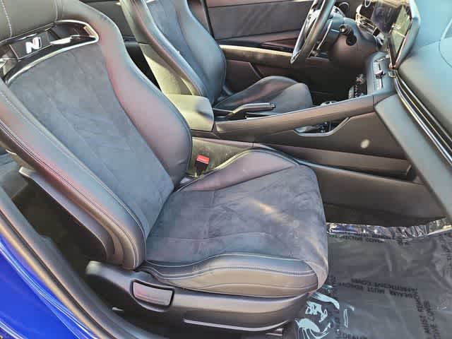 Thumbnail: 2022 Hyundai Elantra - 20