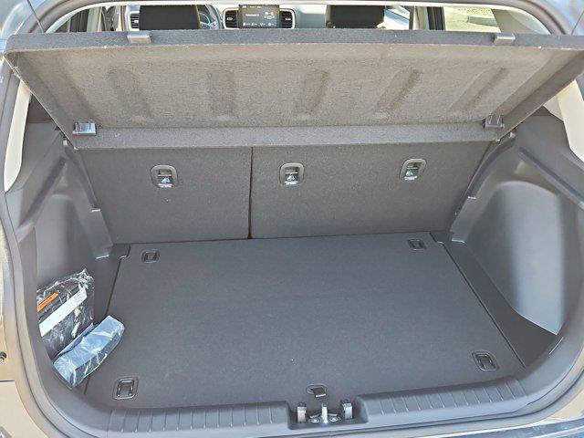 Thumbnail: 2026 Hyundai Venue - 32