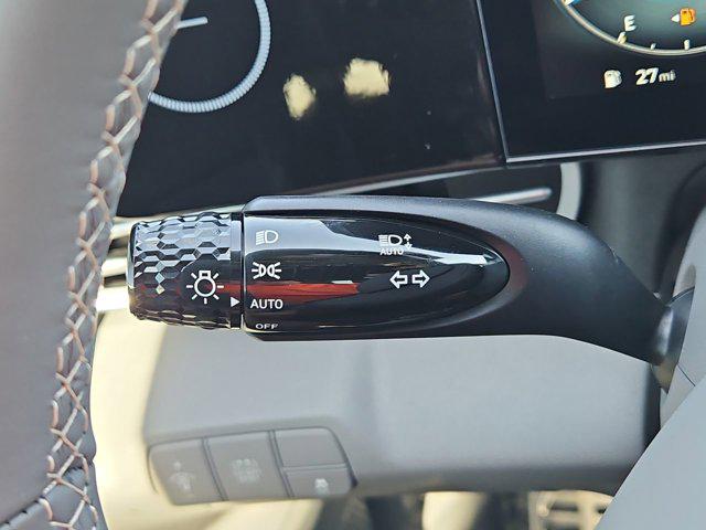 Thumbnail: 2025 Hyundai Elantra - 25