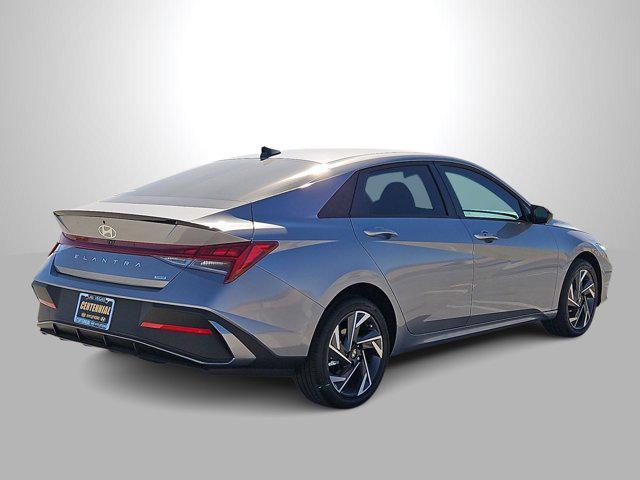 Thumbnail: 2025 Hyundai Elantra - 8