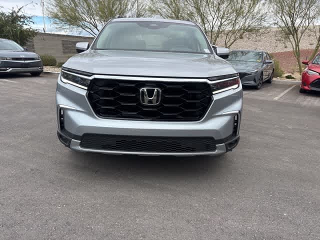 2025 Honda Pilot Touring's photo