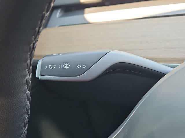 Thumbnail: 2022 Tesla Model Y - 26