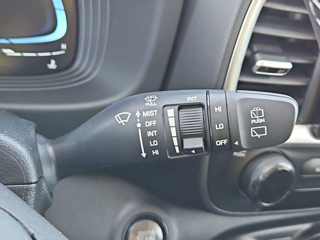 Thumbnail: 2026 Hyundai Venue - 25