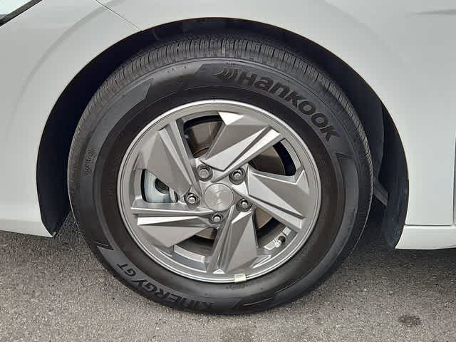 Thumbnail: 2025 Hyundai Elantra - 13