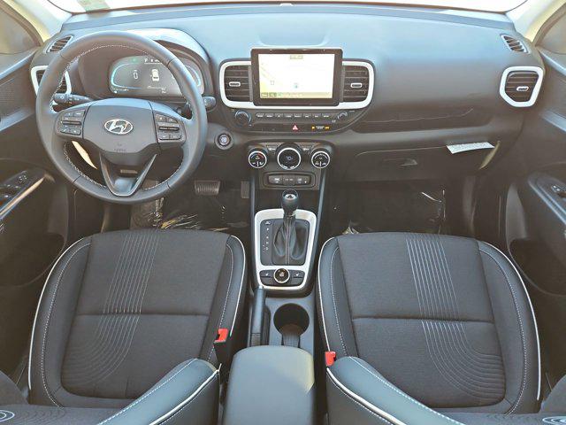 Thumbnail: 2025 Hyundai Venue - 15