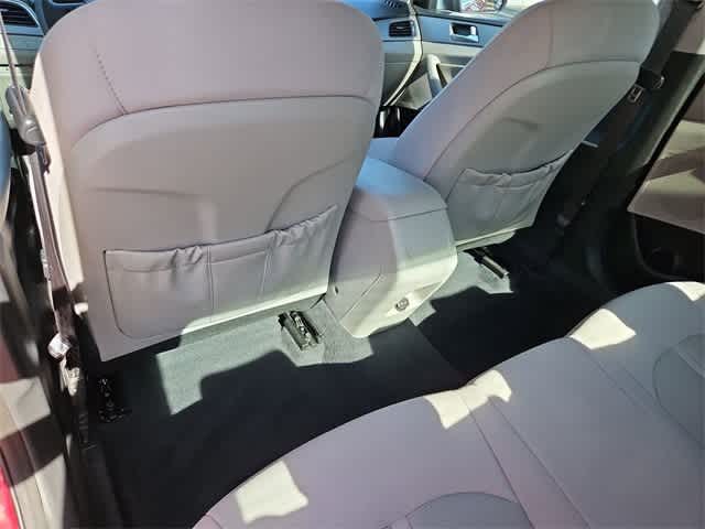 Thumbnail: 2015 Hyundai Sonata - 19