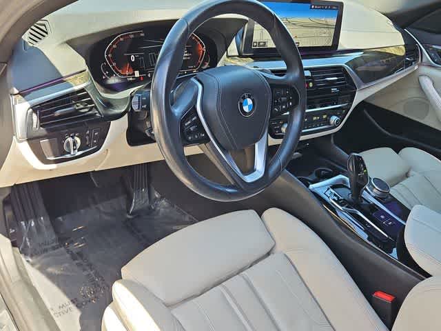 Thumbnail: 2021 BMW 5 Series - 10