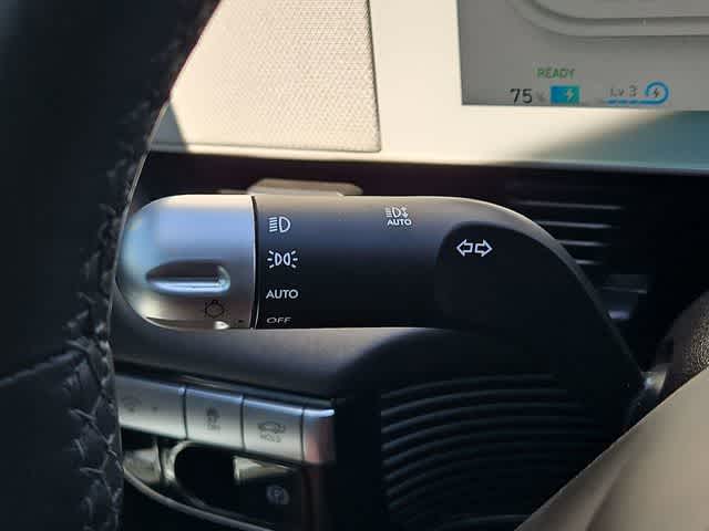 Thumbnail: 2023 Hyundai Ioniq 5 - 26