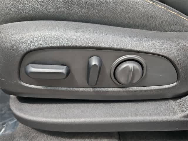 Thumbnail: 2019 GMC Terrain - 18