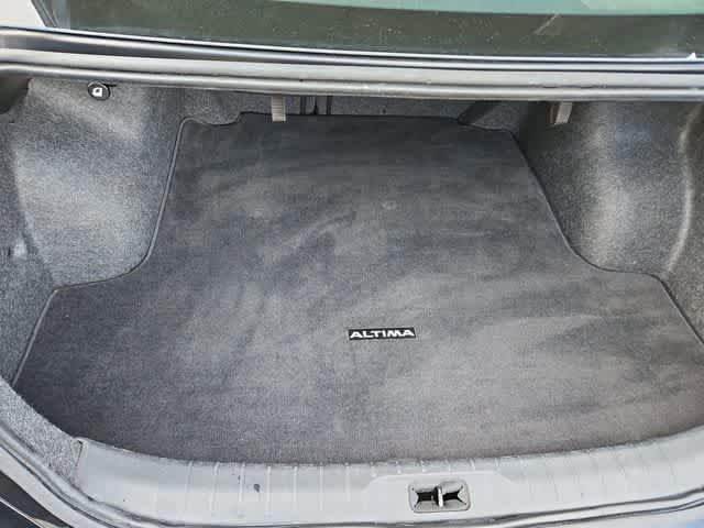 Thumbnail: 2022 Nissan Altima - 32